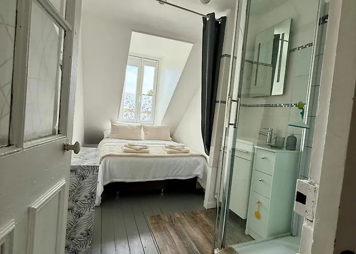 La Victoire 생 오뱅 쉬르 메르